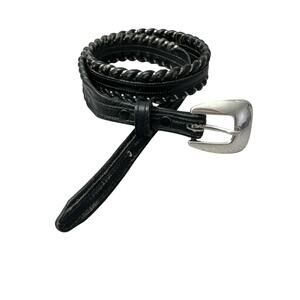 Nocona Womens Black Leather Belt 28 Silvertone Buckle 1.25in Rope Metallic USA
